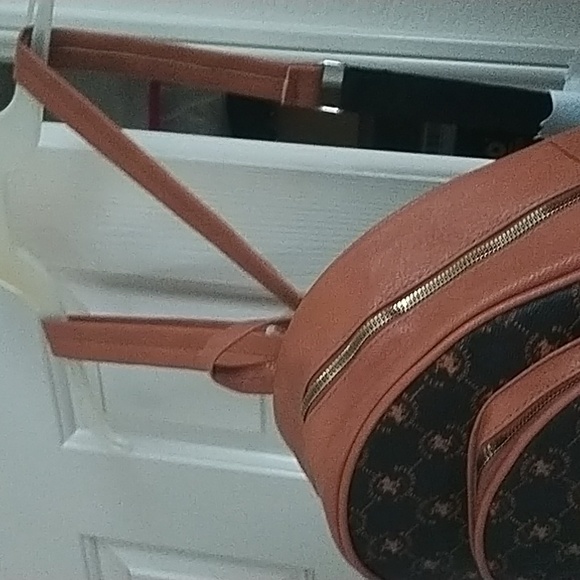 Beverly Hills Polo Club Mini Backpack Chocolate Brown/Tan - Picture 2 of 7